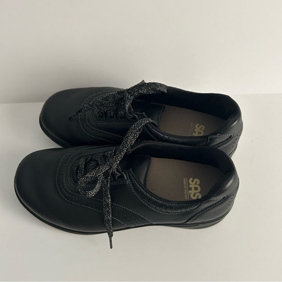 SAS Walk Easy Shoes | Size 9 Wide - Picture 7 of 9